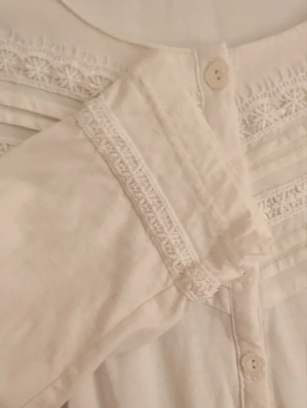 White Cotton Long Nightgown with Pintuck Detail